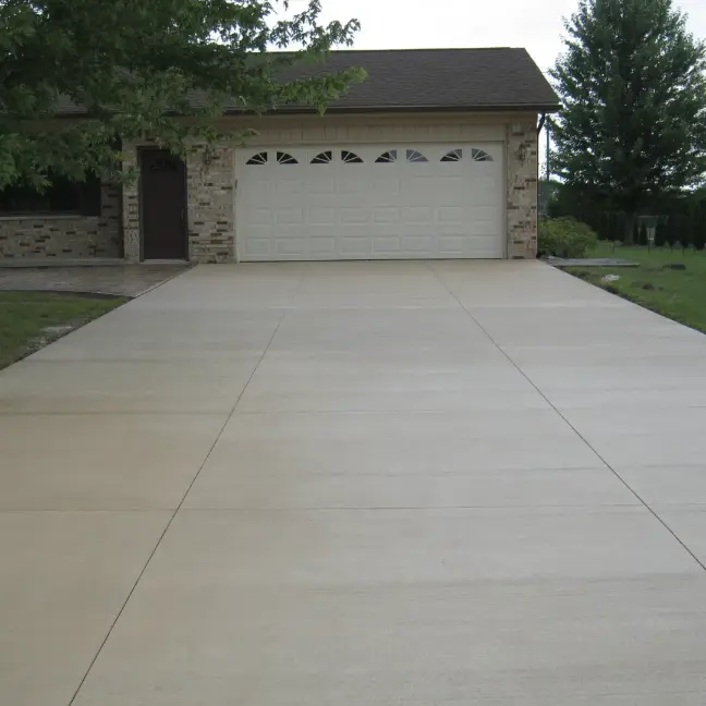 driveway cleaning pressure washing service. hot water concrete power washing