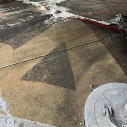 commercial concrete pressure washing cleaning